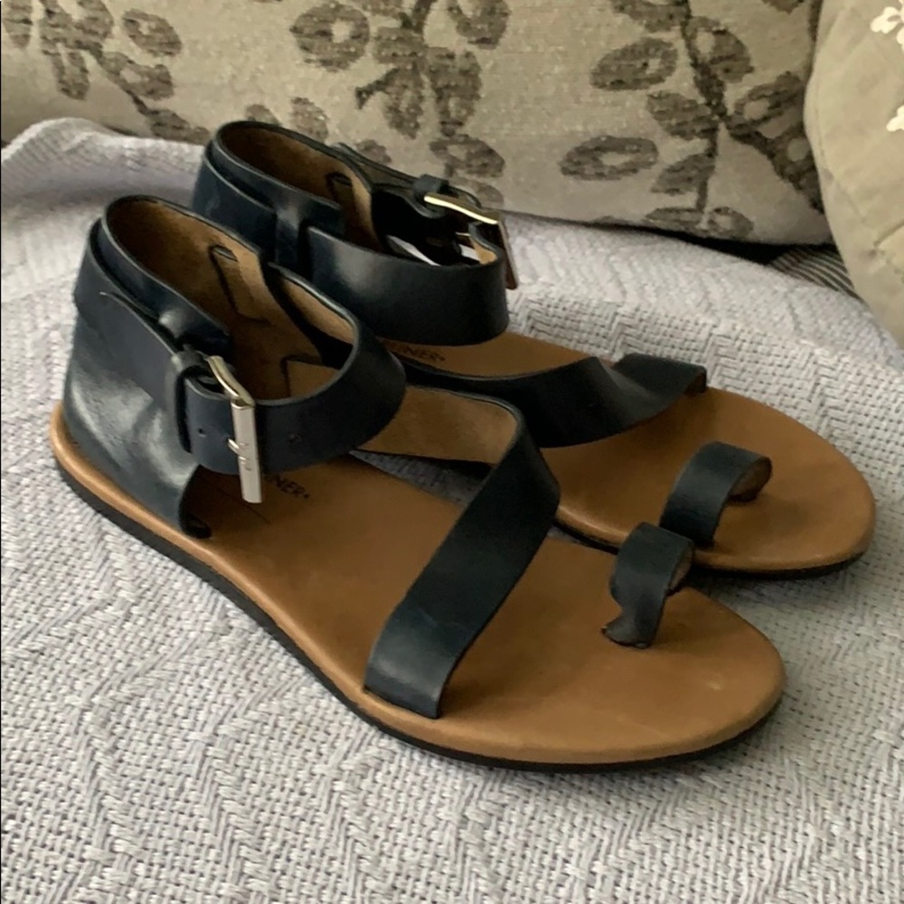 Donald J. Pliner Toe Loop Sandals - Picture 2 of 7